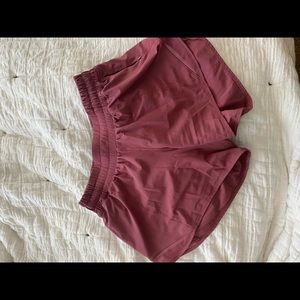 Lululemon Hotty Hot Shorts Size 4 inseam 4 in